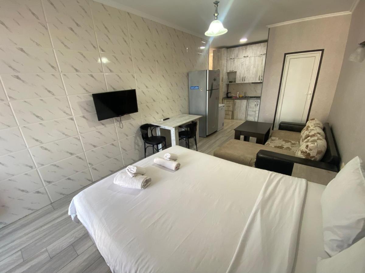 Apartment - Nino Batumi Exterior foto